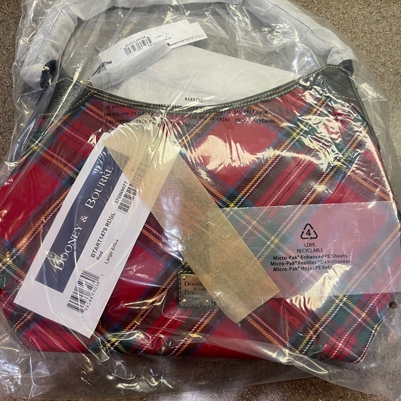 🆕 Dooney & Bourke Red Tartan Plaid Large Erica Shoulder Bag - Picture 2 of 8